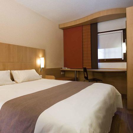 Encore Lagos Hotels And Suites Isolo Exterior photo