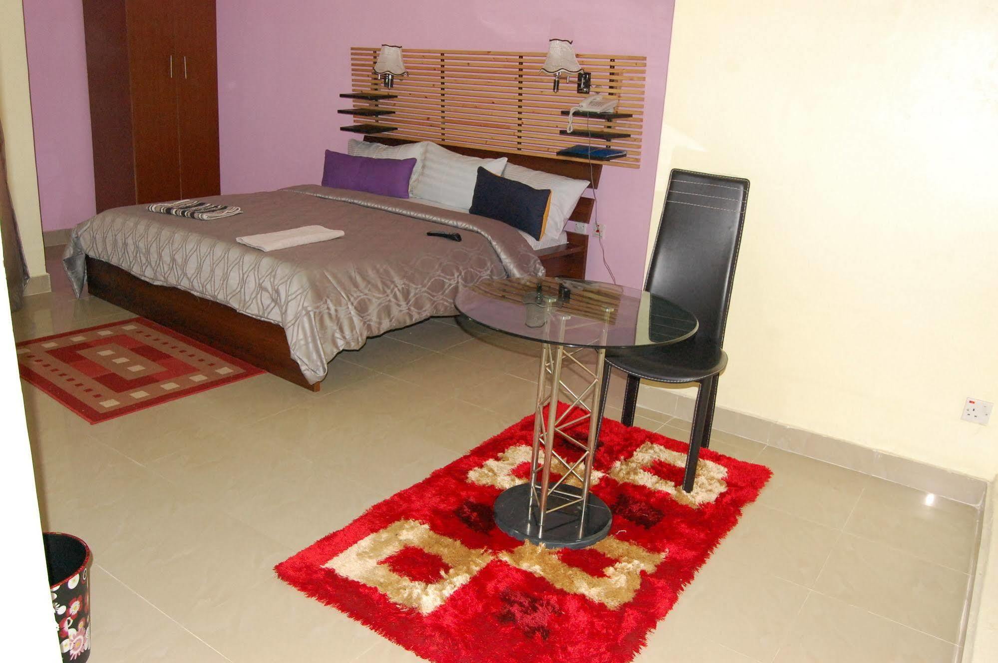 Encore Lagos Hotels And Suites Isolo Exterior photo
